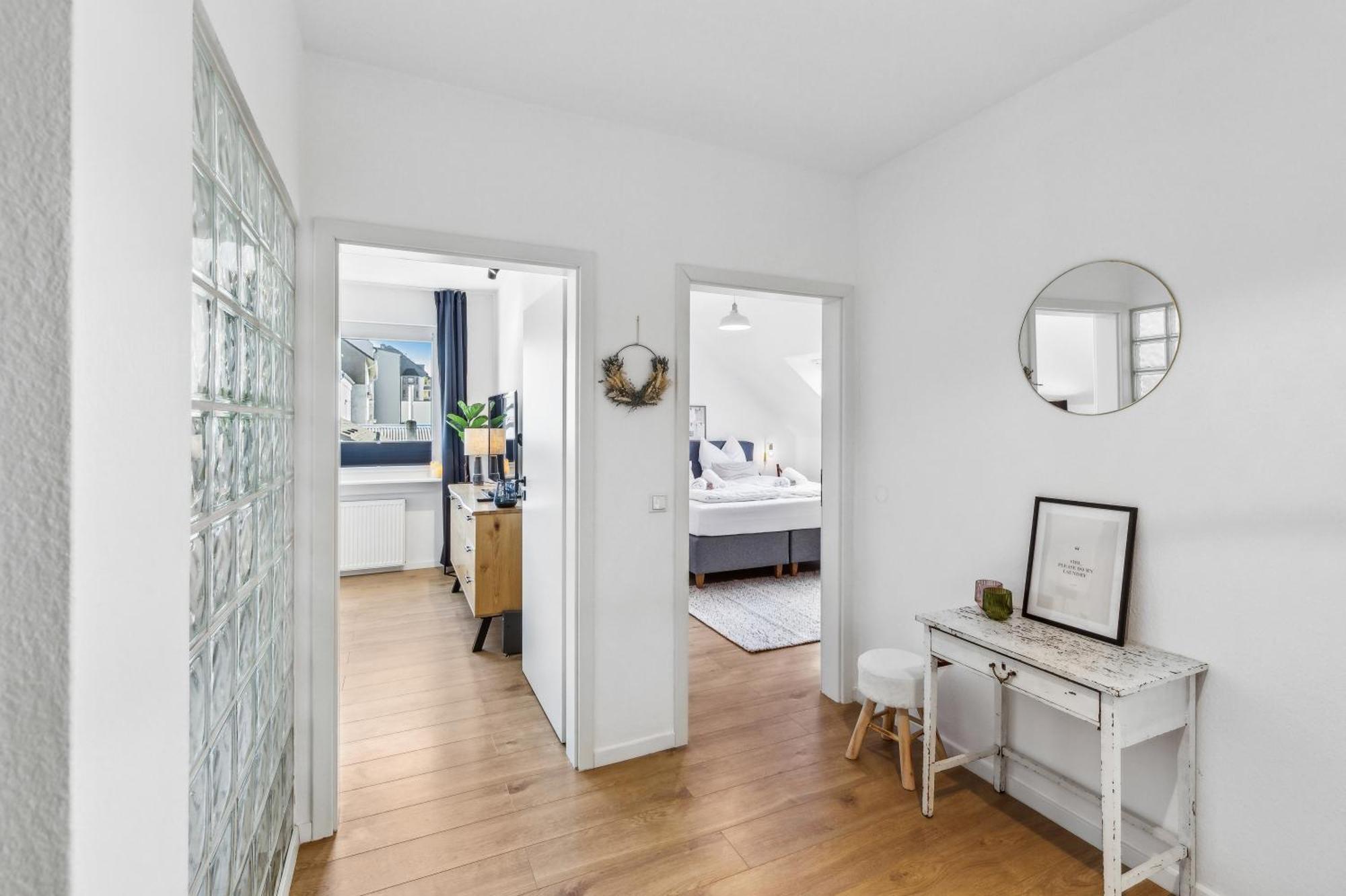 Appartement Citychalet- 73m2-boxspringbett-neu Renoviert-kueche-sehr Ruhig Bochum